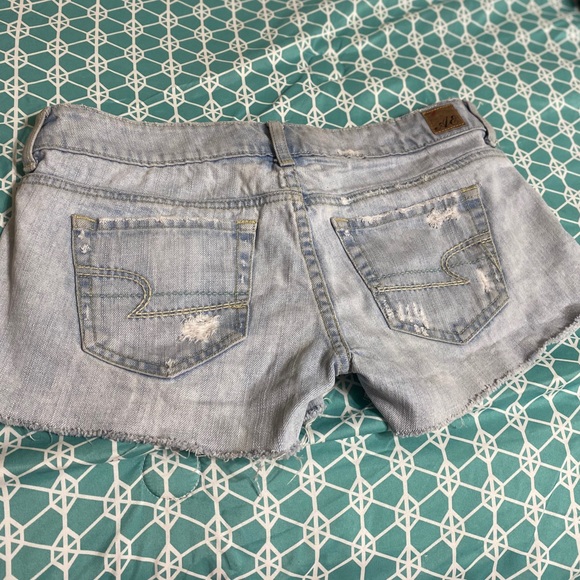 American Eagle cutoff shorts sz 4 EUC - Picture 6 of 9
